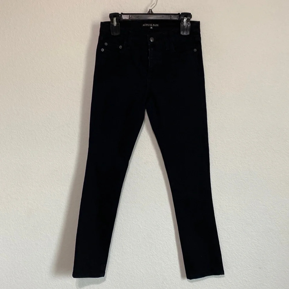 Actual Pain Dark Wash Skinny Jeans Size 28